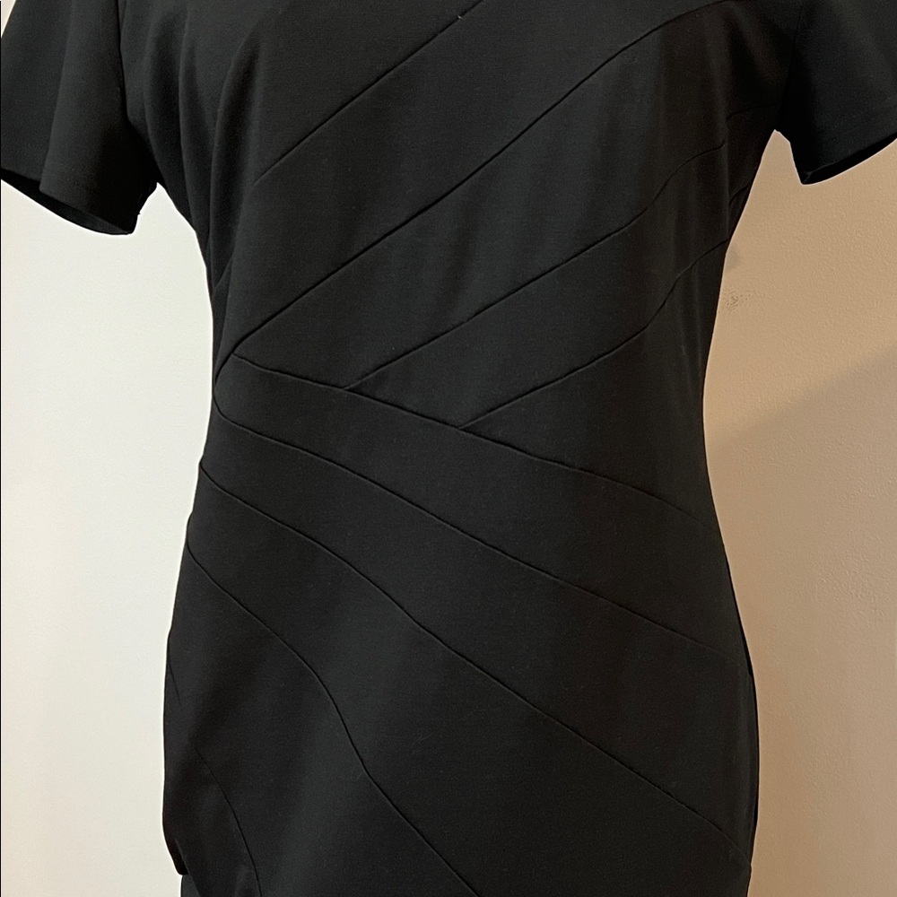 Black Short Sleeve Sheath Dress Round Neckline Velvet Accents Tailored Form Fit - Picture 2 of 9